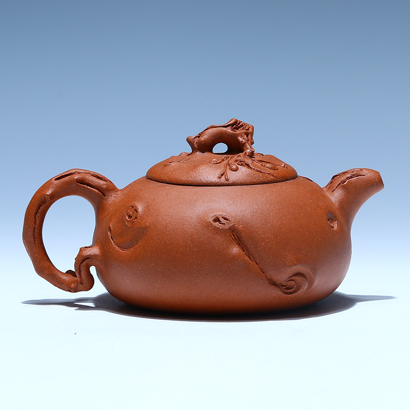 《供春壶》国家级助理工艺美术师 李孟华 作品