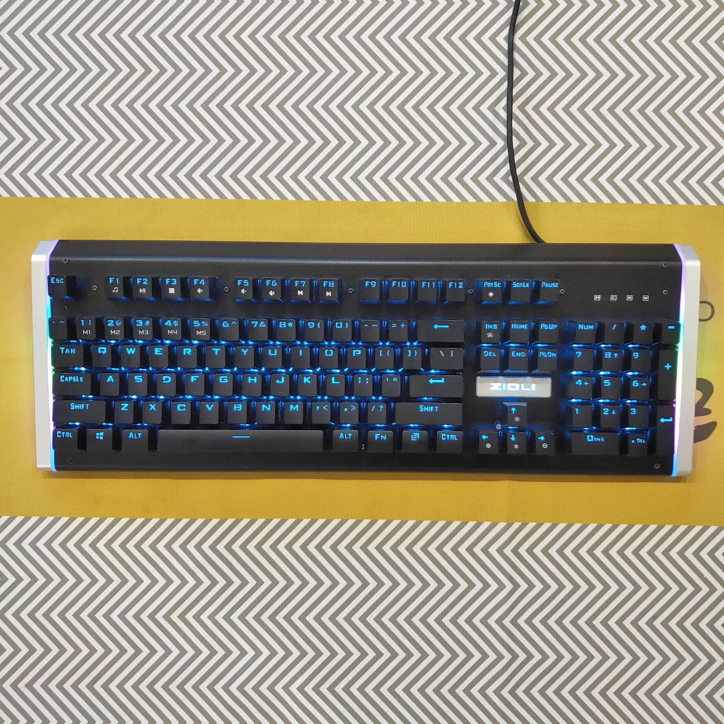 已售1￥70折后价￥70淘宝新品磁动力zk5网咖电竞机械键盘,光轴键盘