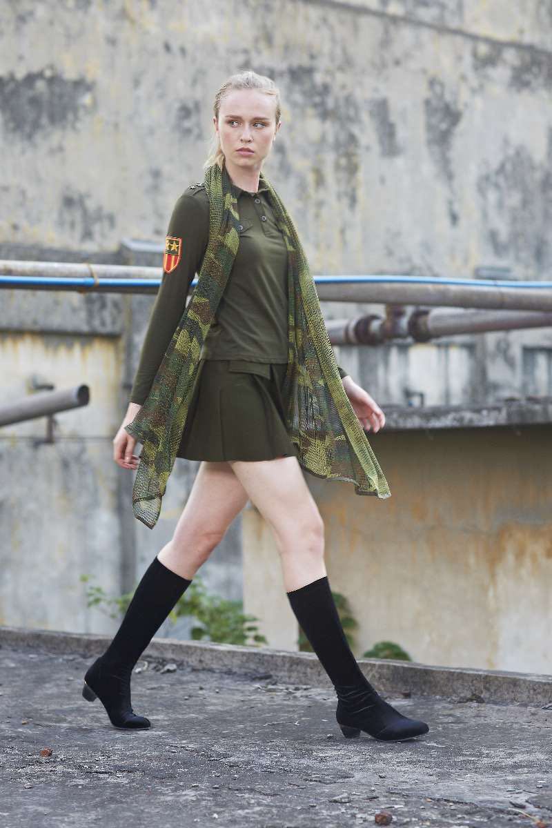 水兵舞服裝人氣迷彩大網巾馬王老師同款時尚女士圍巾圍脖可當披肩在類目 運動包/戶外包/配件, 圍巾/圍脖中 - 來自Buy2taobao.com提供專業的淘寶代購服務