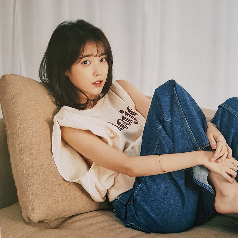 iu李知恩明星同款上衣韩版夏季新款圆领宽松字母印花无袖打底t恤