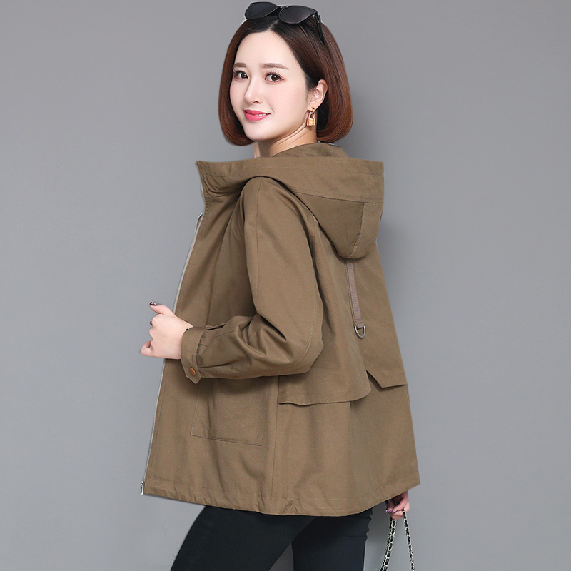 女式短款风衣春秋新款2022爆款女小个子纯色短外套爆款中年妈妈装