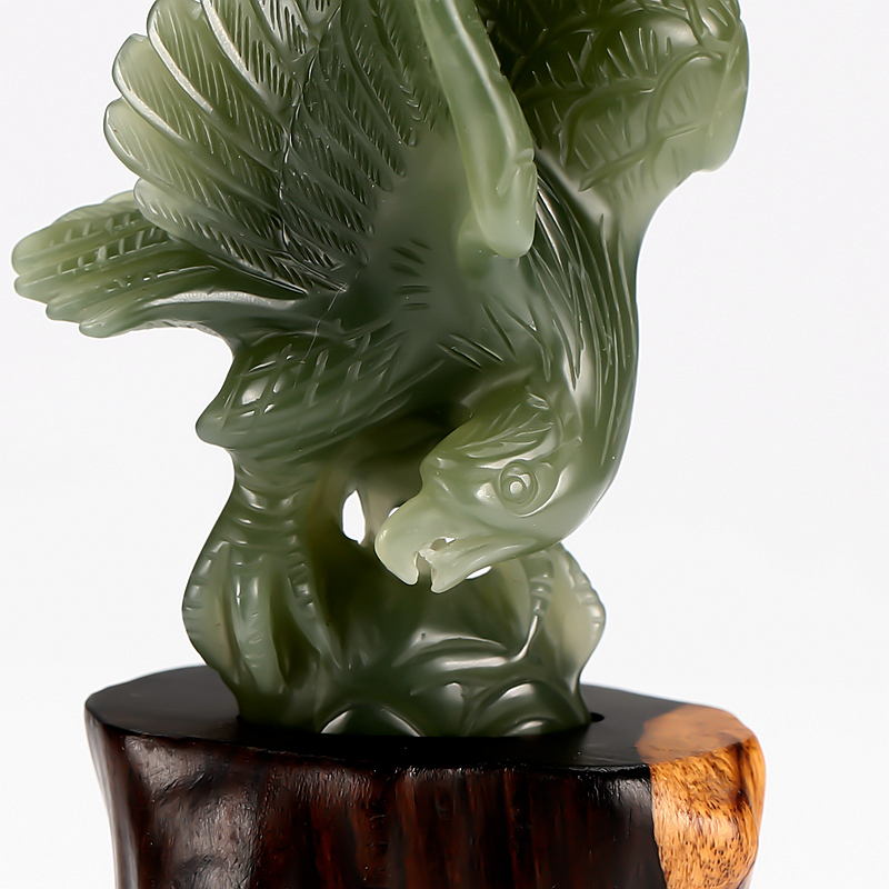 海派玉雕大师崔哲豪作品 和田玉【大鹏展翅】摆件126.84克