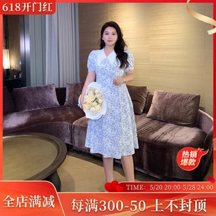 GLEC高端胖mm大码女装2024年新款法式娃娃领海边度假风碎花连衣裙