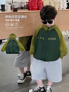 小杰家儿童夏季新款韩版宝宝外套洋气字母拼色连帽男童防晒衣潮