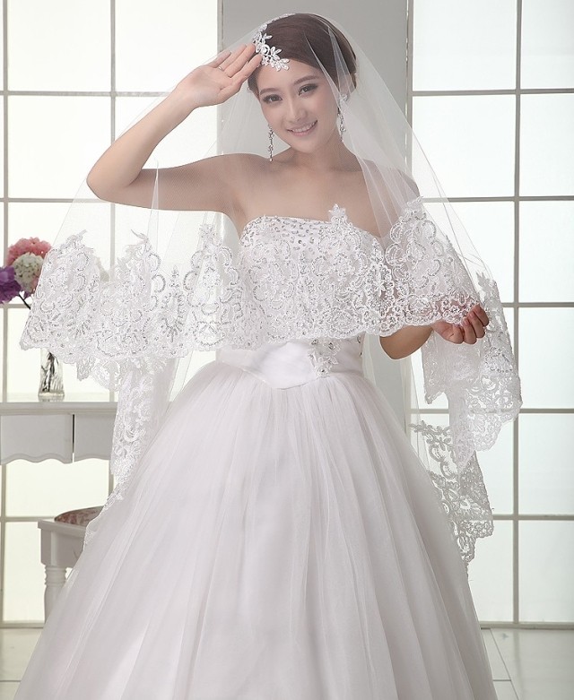 软纱新娘头纱超长 蕾丝花边 礼服配件 婚纱配饰乳白色Veil Bridal