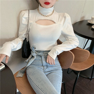 新款冬季长袖高领前胸镂空镶珠修身显瘦短款女图片