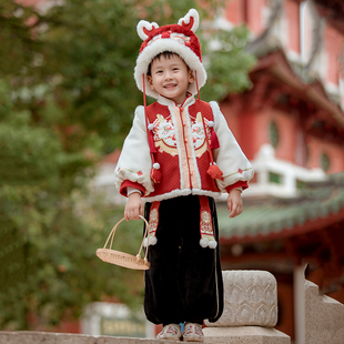 男童汉服2023年冬季新品套装加绒加厚刺绣中国风保暖外套拜年服