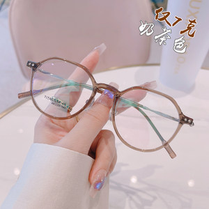 配眼镜近视女小眼睛图片