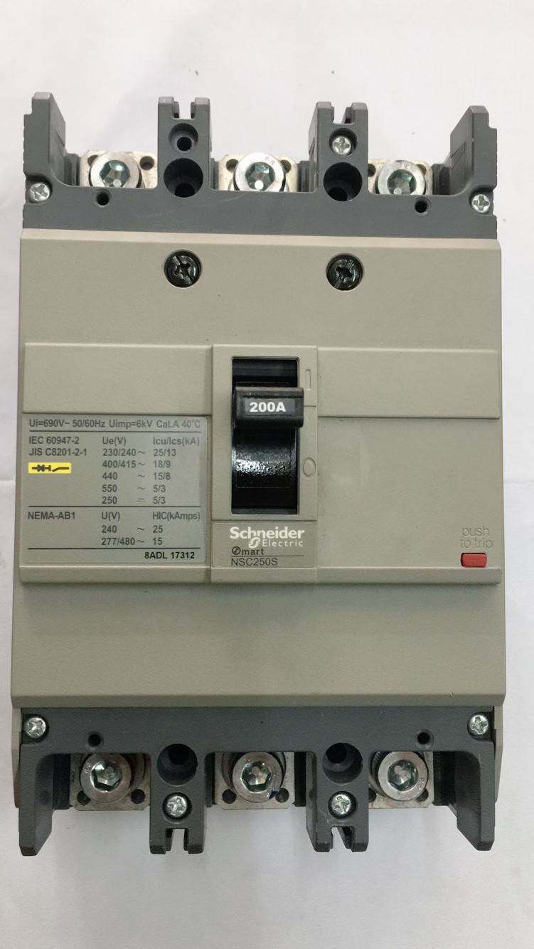 施耐德原装nsc250s3p200a塑壳断路器空气开关nsc250s3200n低压断路器