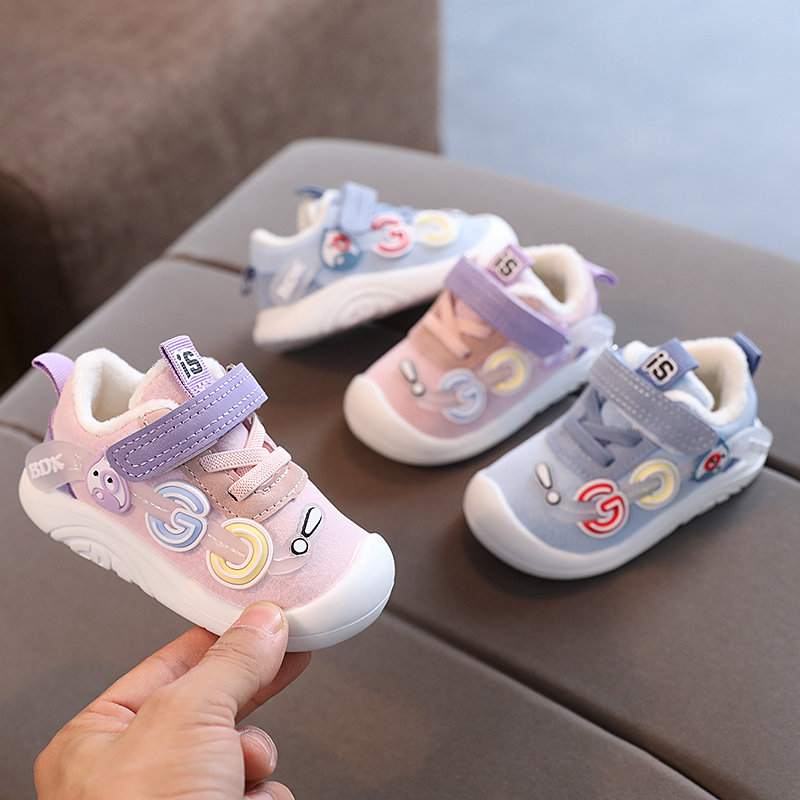 婴儿鞋童鞋一岁半女宝秋冬棉鞋0-1-3岁软底加绒运动鞋男童学步鞋2