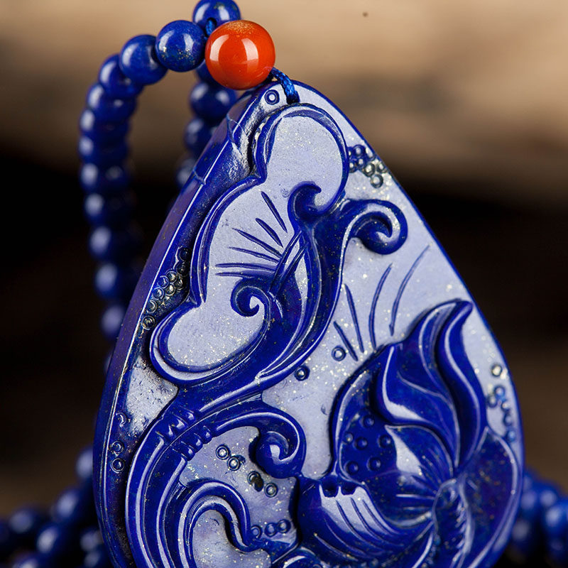 总重59.17克 老料青金石精雕如意莲花吊坠 配青金石项链 - 拍卖