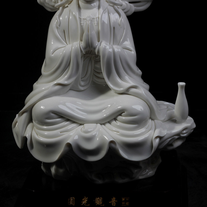 【福建省工艺美术大师】林鸿福作品《圆光观音》陶瓷藏品