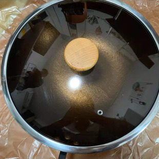 茶色钢化玻璃锅盖不锈钢包边琥珀色高档木提手