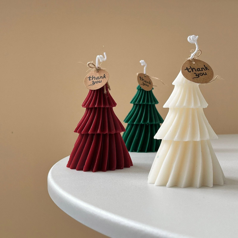 爆款红新年圣诞树雪松艺术家居装饰节日气氛香薰蜡烛酒红白色裙式