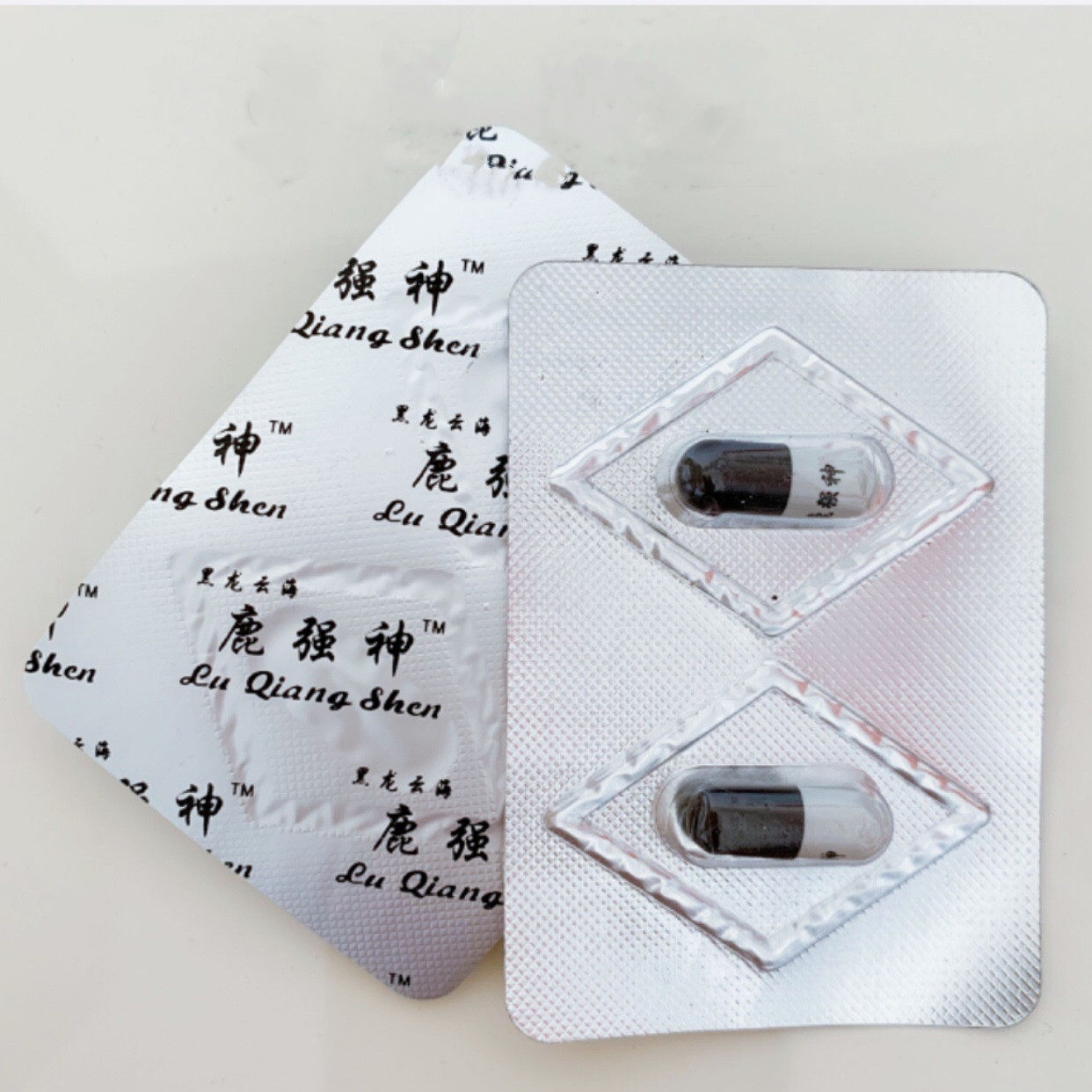 大兴安岭鹿强神胶囊鹿强龙鹿鞭软胶囊鹿补胶囊 24粒顺丰包邮