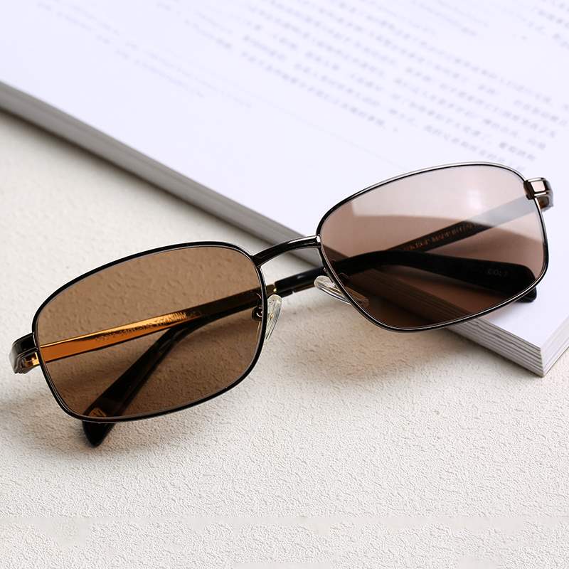 正品水晶眼镜天然水晶高档纯天然清凉平光茶色女士太阳眼镜