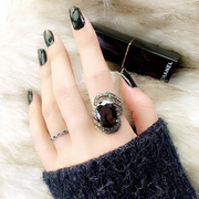 Korean version temperament retro black gemstone ring female light luxury personality joint ring Japanese and Korean influx of people exaggerated combination index finger ring