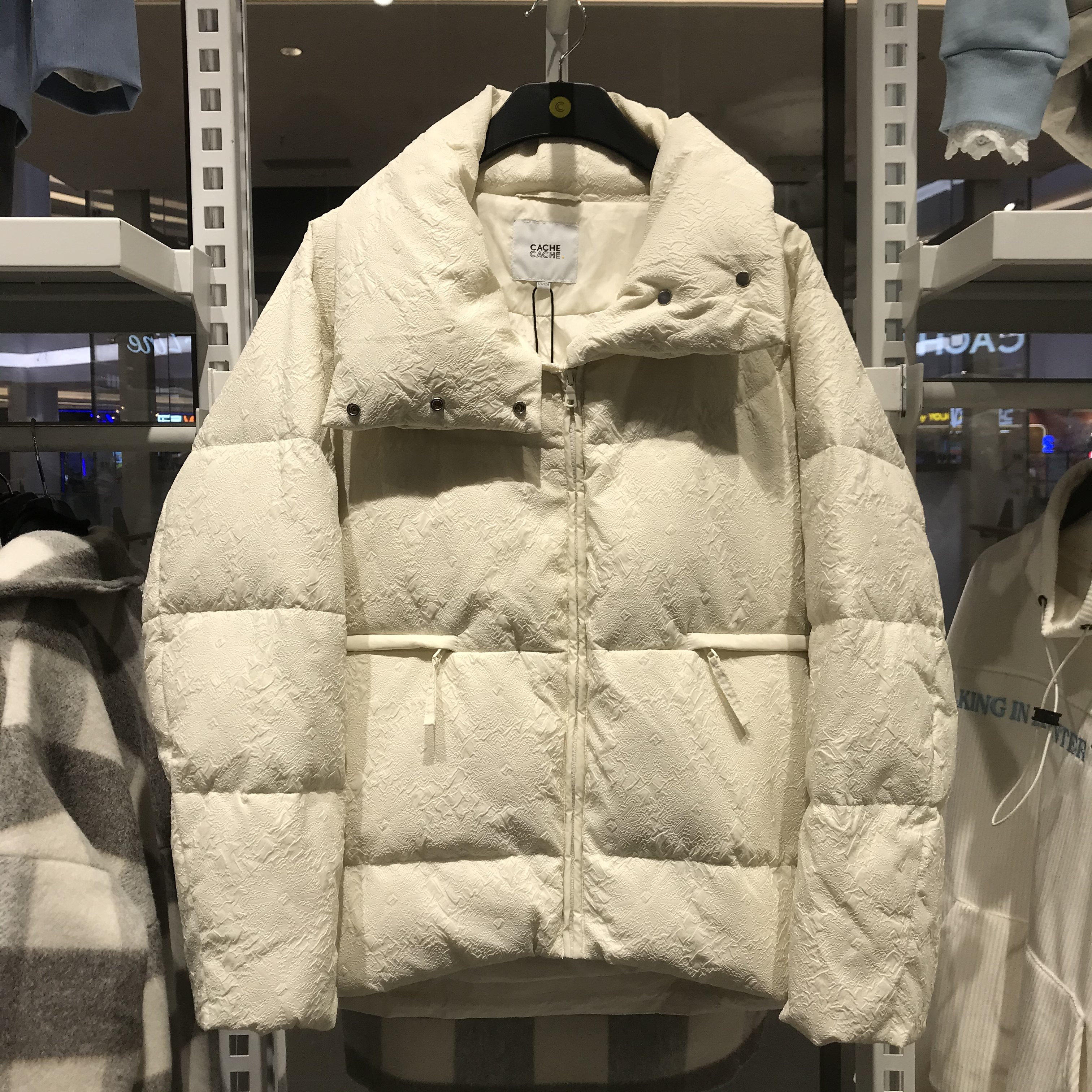 cachecache外套女_cachecache羽绒服女2021秋新款宽松显瘦翻立领百搭