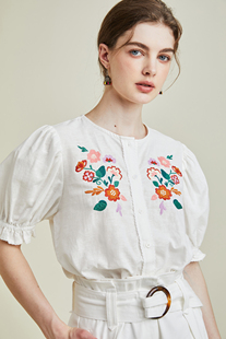 【现货】23年新品法式小众复古花朵刺绣圆领褶皱棉麻泡泡袖衬衫