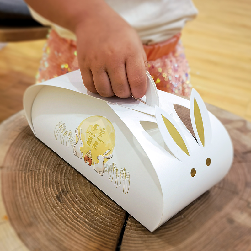 2023中秋玉兔月饼包装盒蛋黄酥糖果小朋友孩子儿童手提礼品礼物盒