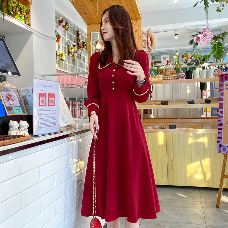 小众气质红色连衣裙春秋2021新款秋款复古赫本风裙子长袖娃娃领