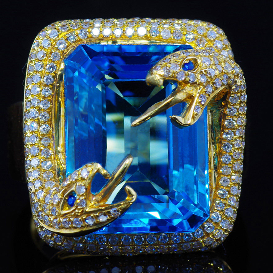 视频实拍14.3克瑞士蓝托帕石18k黄金天然真钻蓝宝石点睛富贵戒