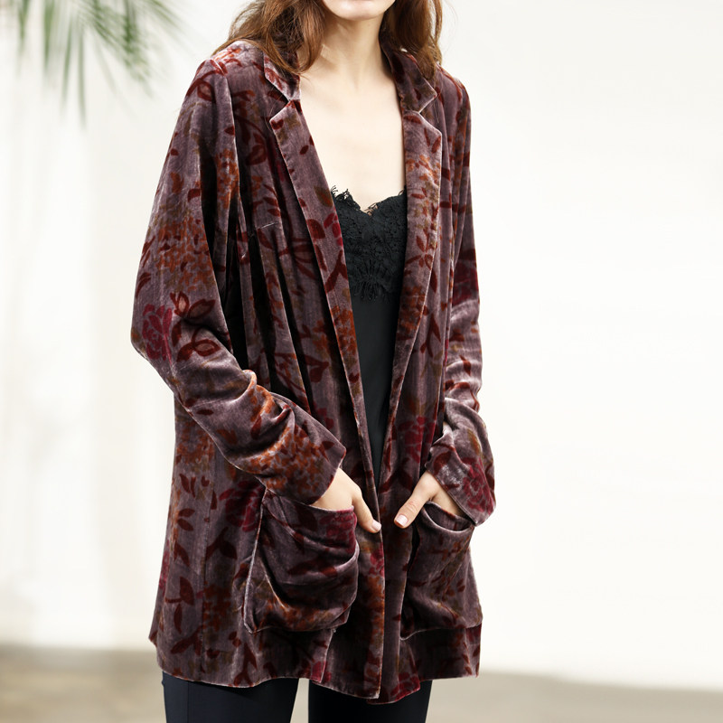 高端 小格调干玫瑰色彩无扣真丝丝绒西装领外套女复古金丝绒上衣