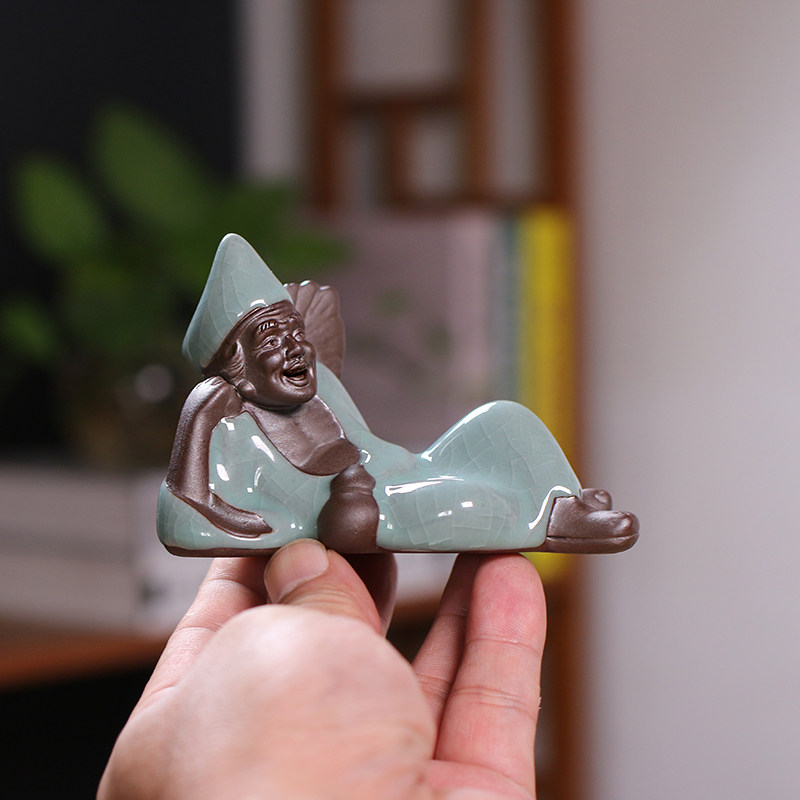 创意陶瓷人物活佛济公小佛像摆件招财家居书房茶桌装饰品盆景造景