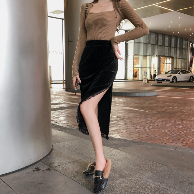 金丝绒半身裙蕾丝花边高腰包臀裙2022新款春秋复古高级感开叉裙子