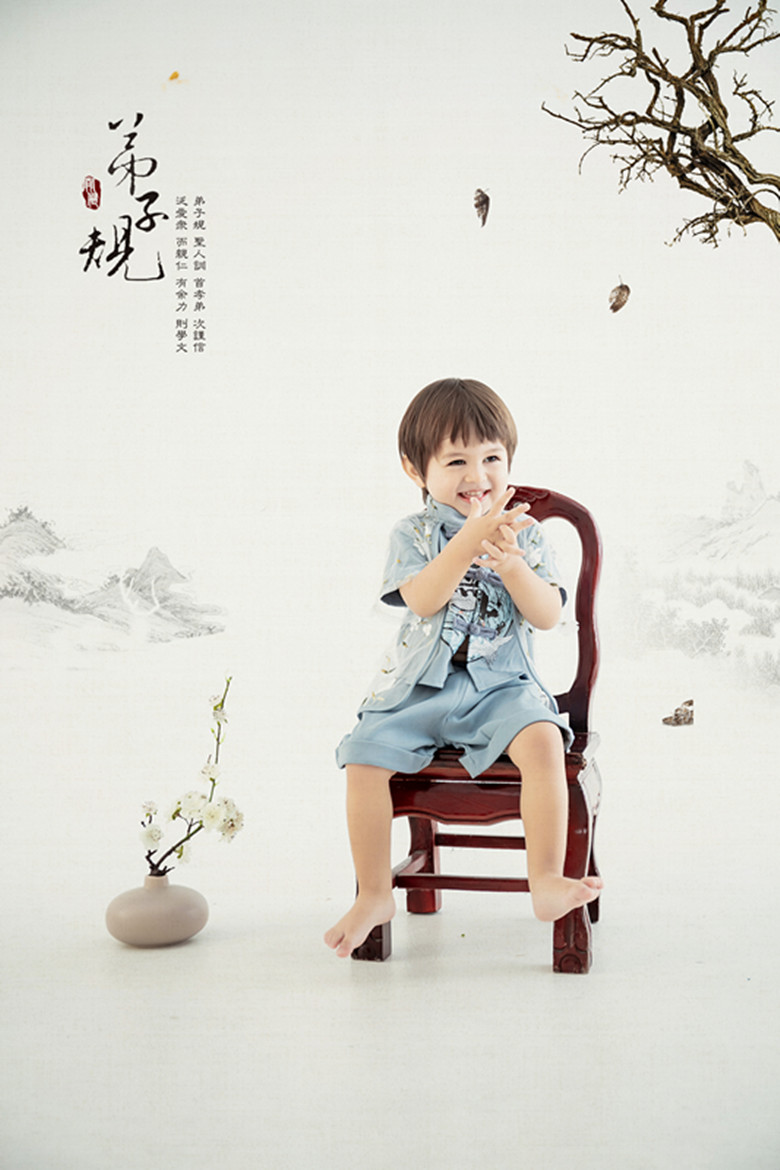 正版儿童摄影服装2022新款影楼拍照小童中国风男孩服2-3岁艺术照