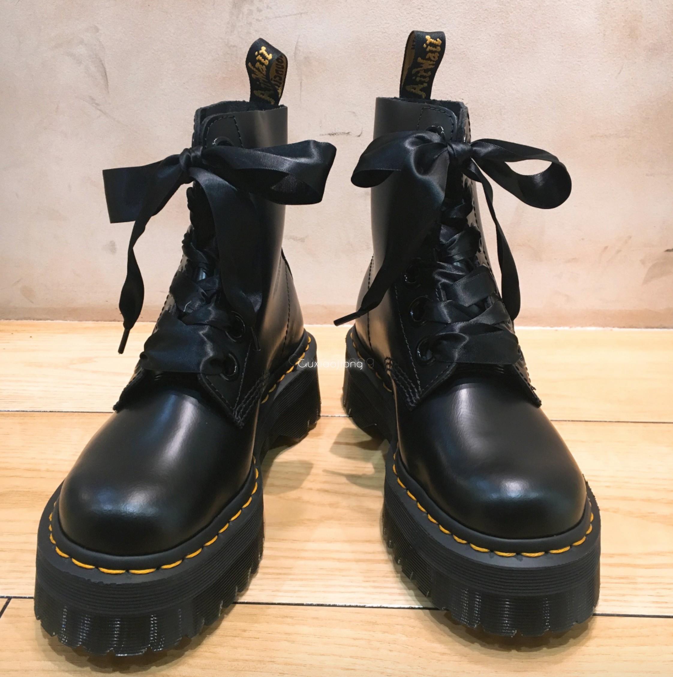 2019秋冬新款dr.martens厚底限量molly英伦6孔松糕女马丁高帮短靴