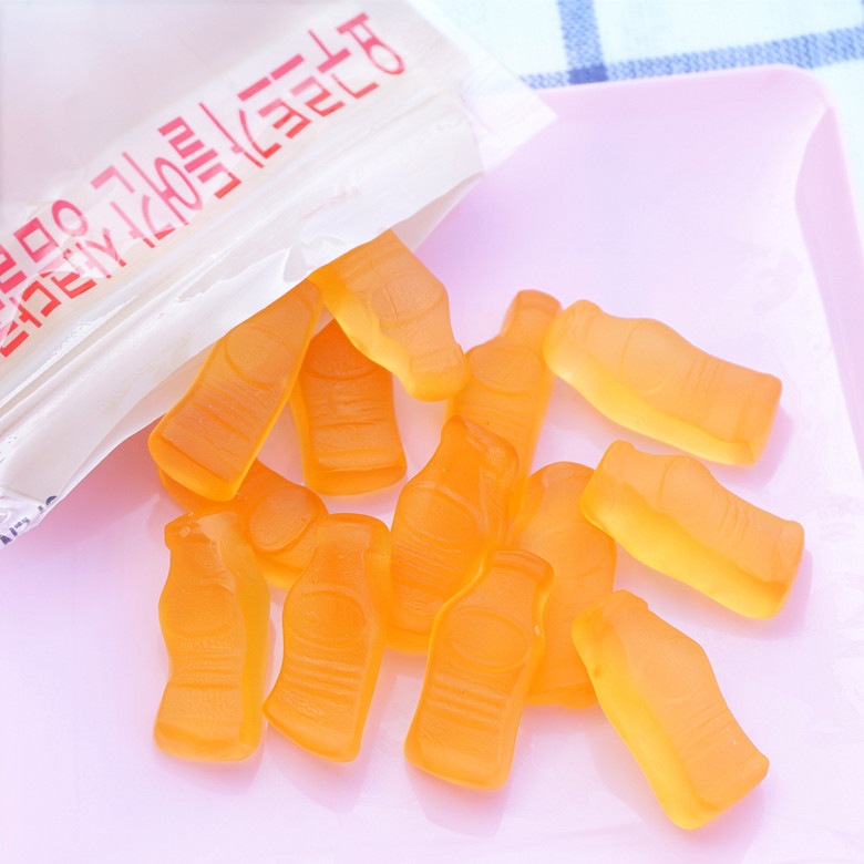 韩国进口零食品糖果 乐天酸乳味软糖 乳酸菌软糖 酸奶QQ糖 橡皮糖在类目 零食/坚果/特产, 糖果零食/果冻/布丁, 糖果中 - 来自Buy2taobao.com提供专业的淘宝代购服务