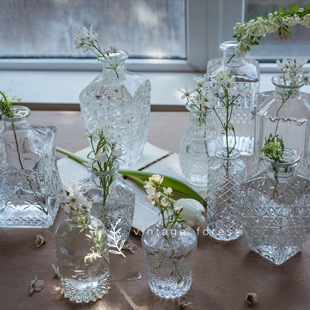 外贸精致复古轻奢浮雕小口径法式小玻璃花瓶摄影道具水培瓶干花