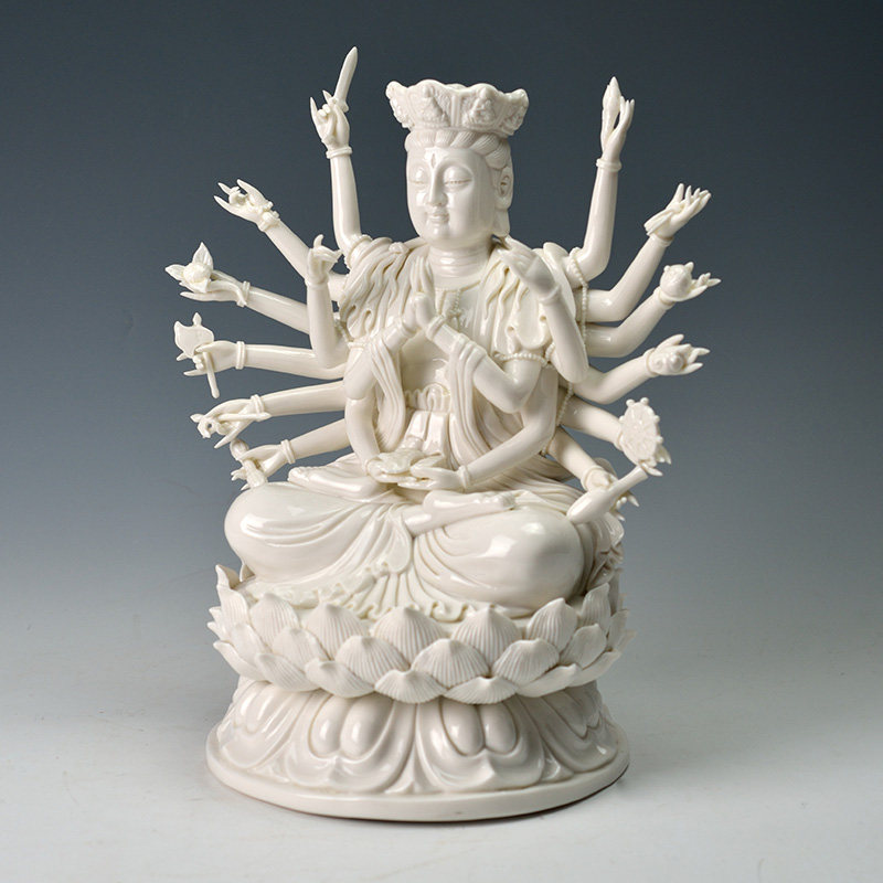 省级工艺美术大师 林建胜 14寸坐莲准提十八手观音菩萨