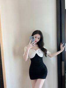 Real shooting fashion slim and thin pure cotton low chest sexy one shoulder splicing Hip Wrap Dress