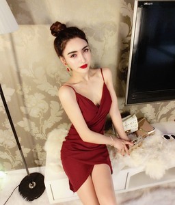 Deep V-neck low chest sexy nightclub tight bag hip suspender dress