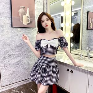 Open waist Plaid short sleeve large swing two piece set