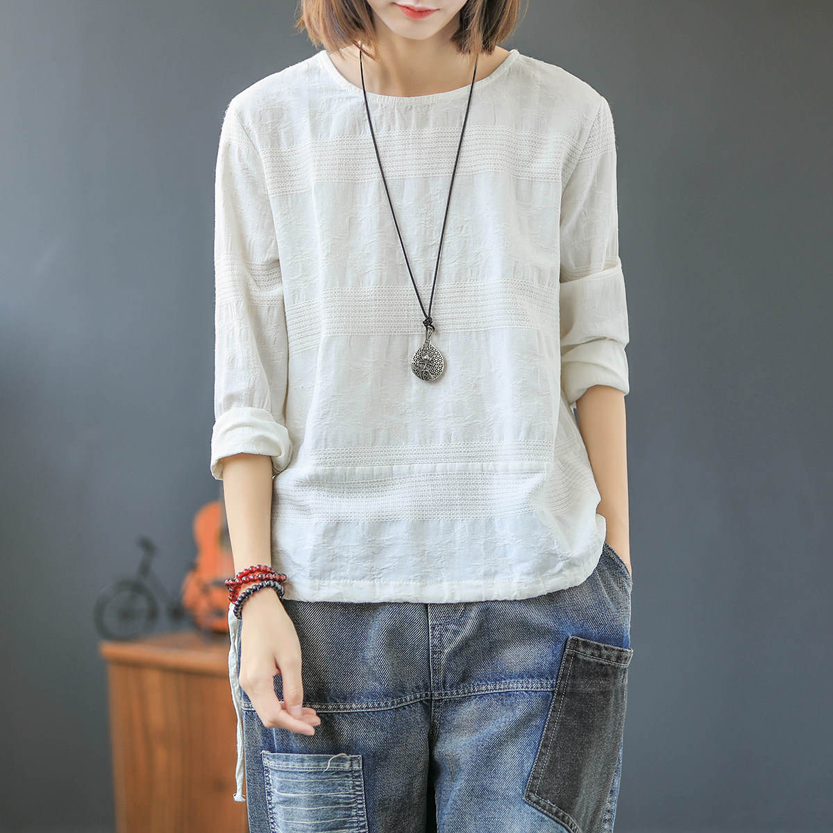 复古提花图案棉麻t恤女纯色圆领长袖套头棉麻衫春秋百搭打底上衣