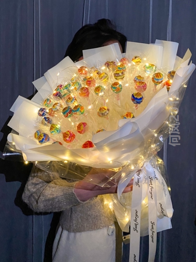 网红diy棒棒糖花束七夕情人节礼物生日送闺蜜手捧发光糖果材料包