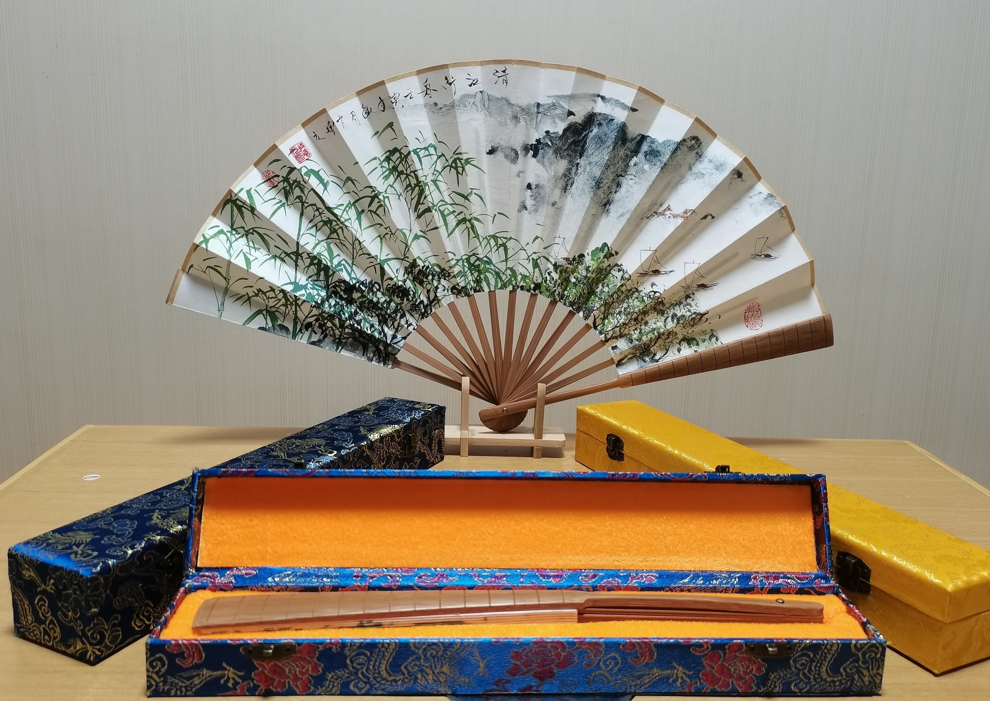 名家手创折扇定制国画宣纸山水花鸟扇子10寸礼品文玩竹扇古风