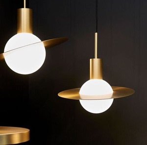 现代简约全铜灯体个性创意土星造型圆形金属可摆角度时尚轻奢吊灯