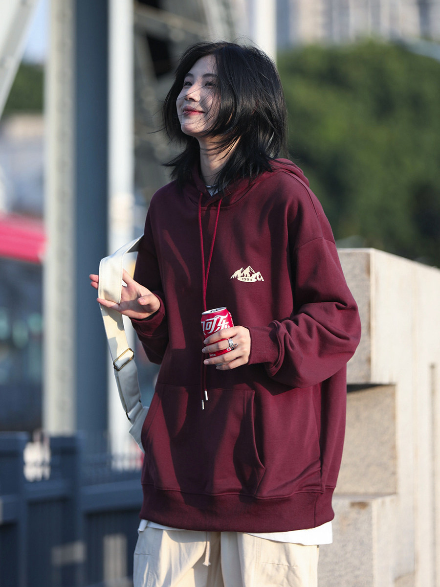 你初恋老王连帽卫衣男酒红色长袖情侣外套ins春秋冬加绒日系复古