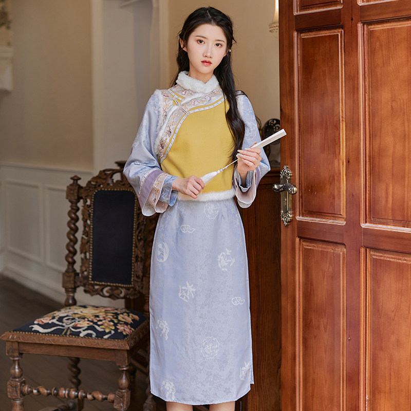 冬季新款民国风兔毛刺绣马甲改良印花旗袍两件套