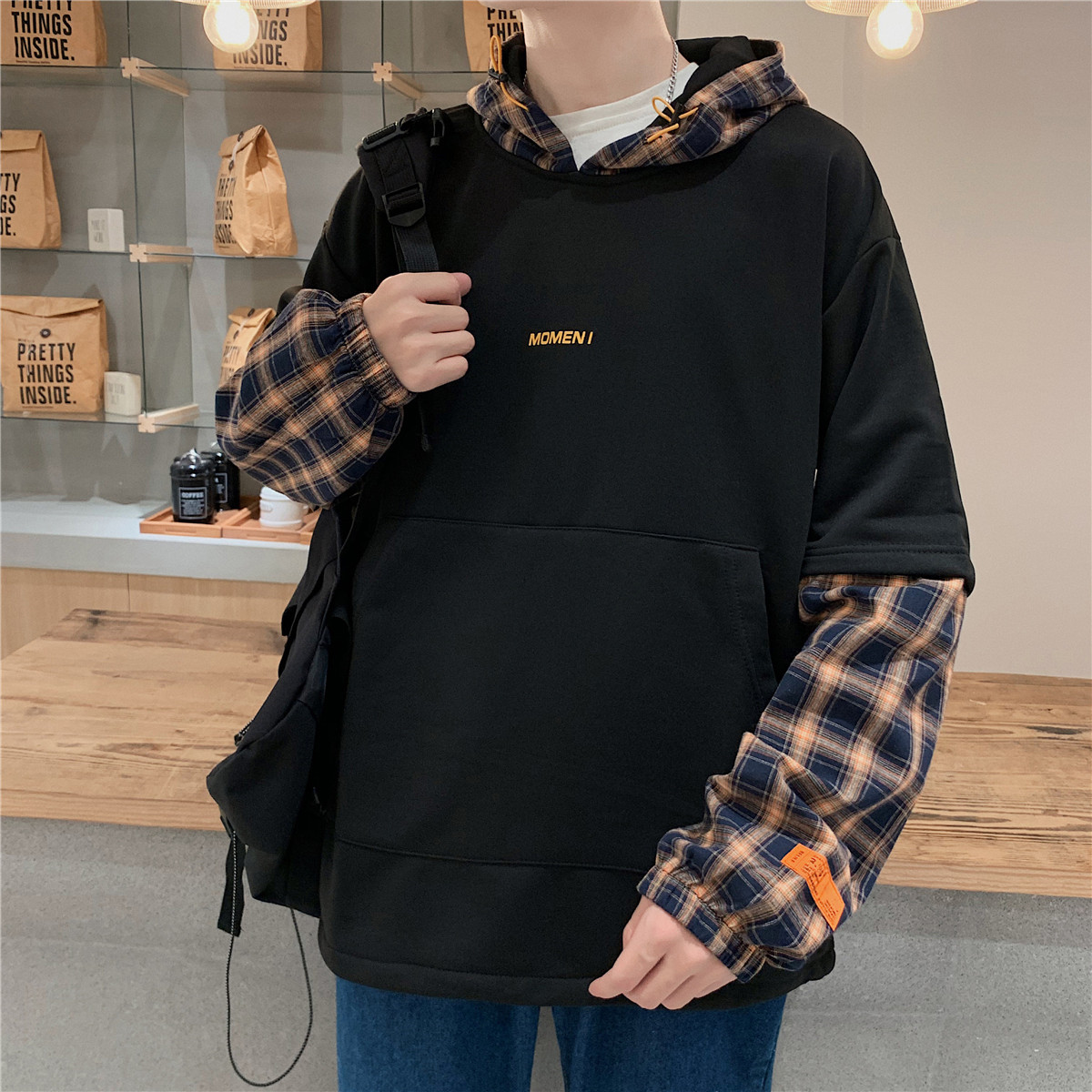 热销男生卫衣港风