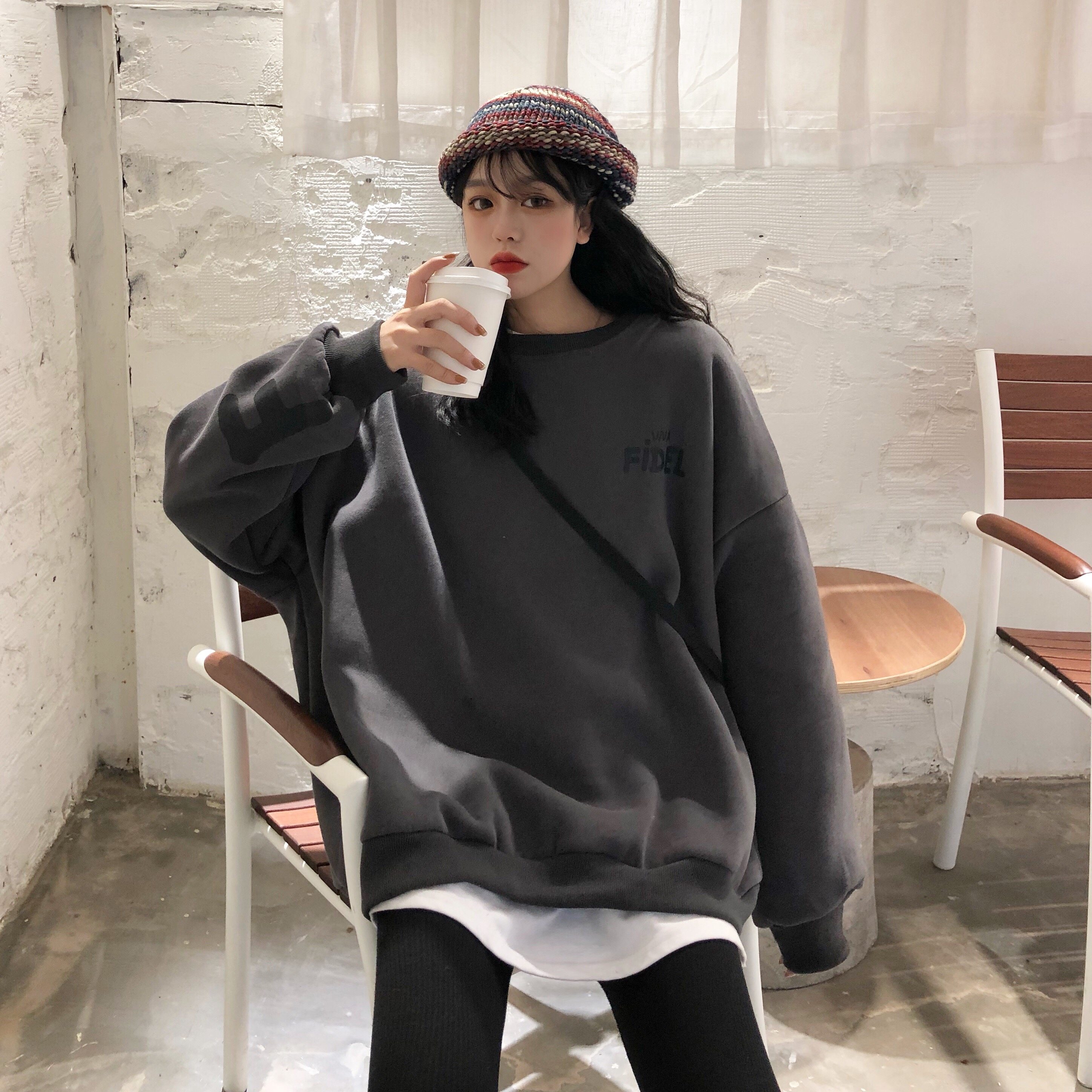 实拍背后个性人头印花oversize加绒显瘦宽松卫衣女