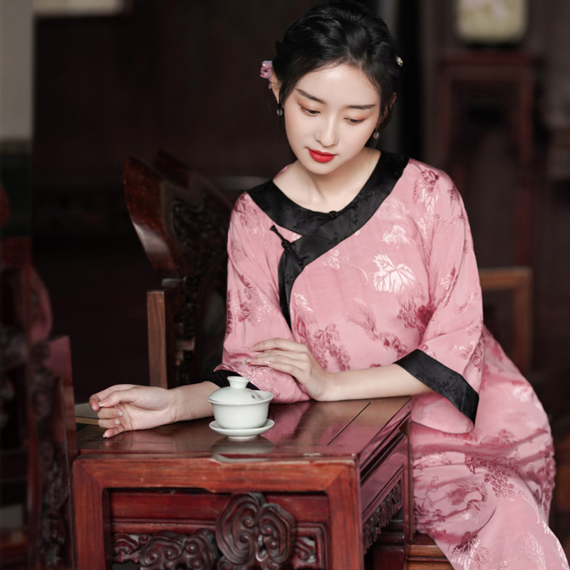 知晚 春夏中式民国风晚清丝棉提花复刻老缎子宽松旗袍连衣裙晨袍