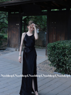 NeedShop12023夏季新款黑色高级感醋酸收腰长款吊带连衣裙