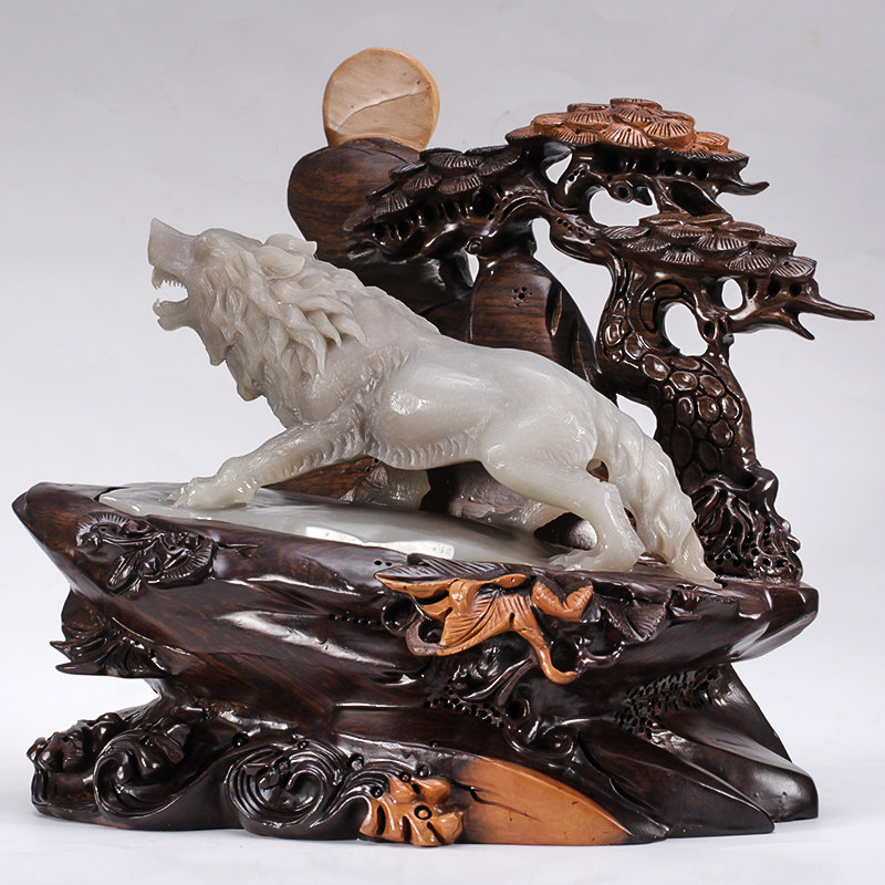 重磅和田玉摆件狼图腾和田玉摆件狼1270g