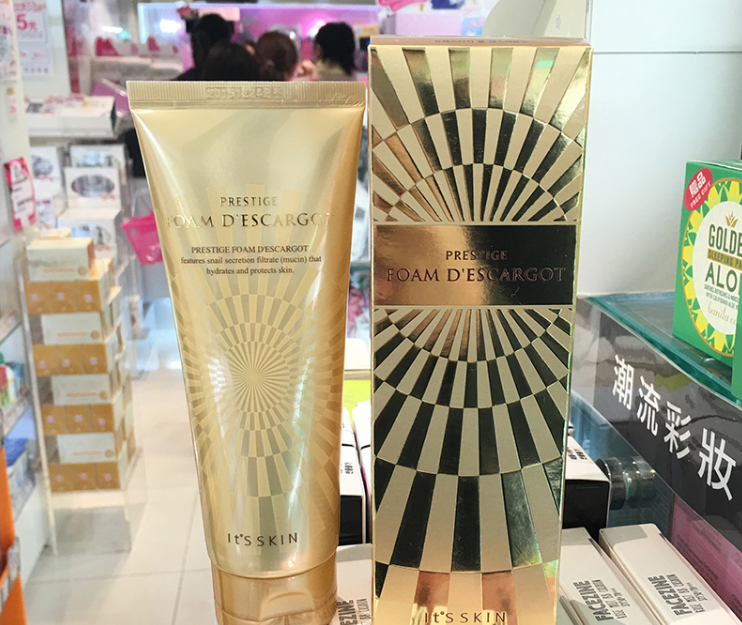香港代购 it's skin伊思蜗牛晶钻洗面奶洁面乳修复保湿不紧绷妹白在类目 美容护肤/美体/精油, 洁面中 - 来自Buy2taobao.com提供专业的淘宝代购服务