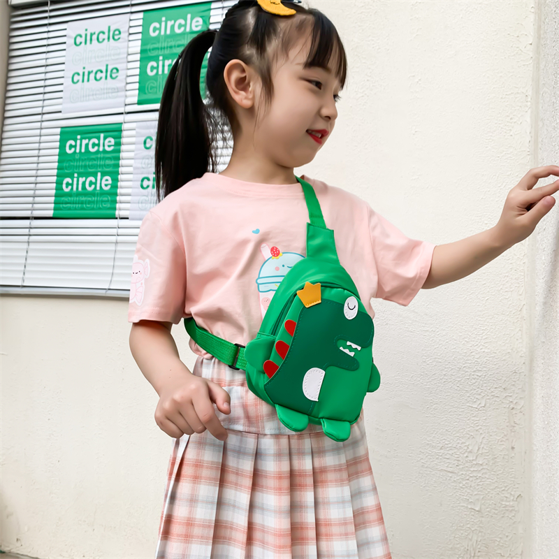 韩版儿童小腰包恐龙斜挎包男童女童潮包可爱背包时尚胸包宝宝包包
